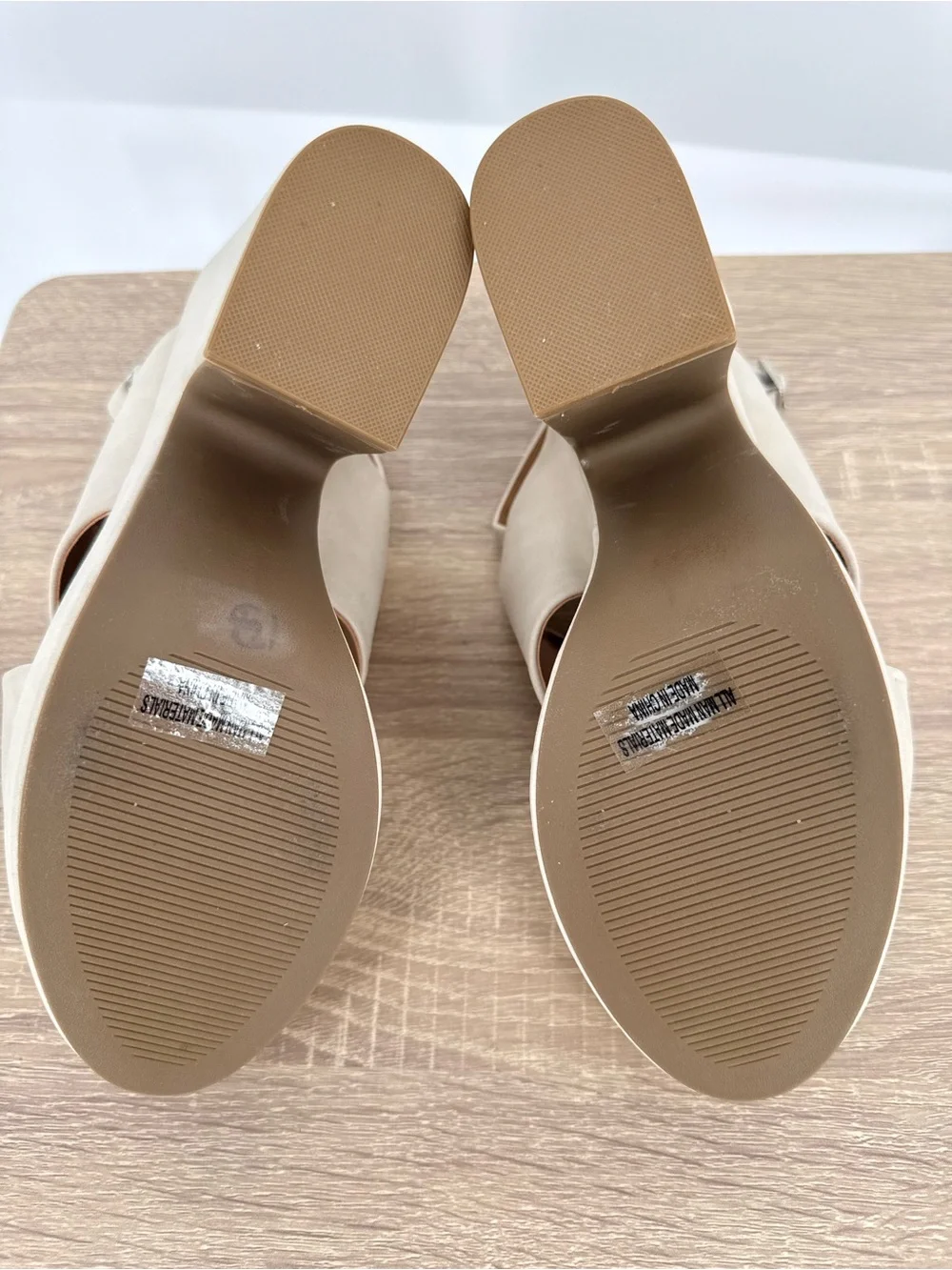 DV Dolce Vita Cypress Platform Sandals Cream Suede Crisscross Slingback Heel 9.5